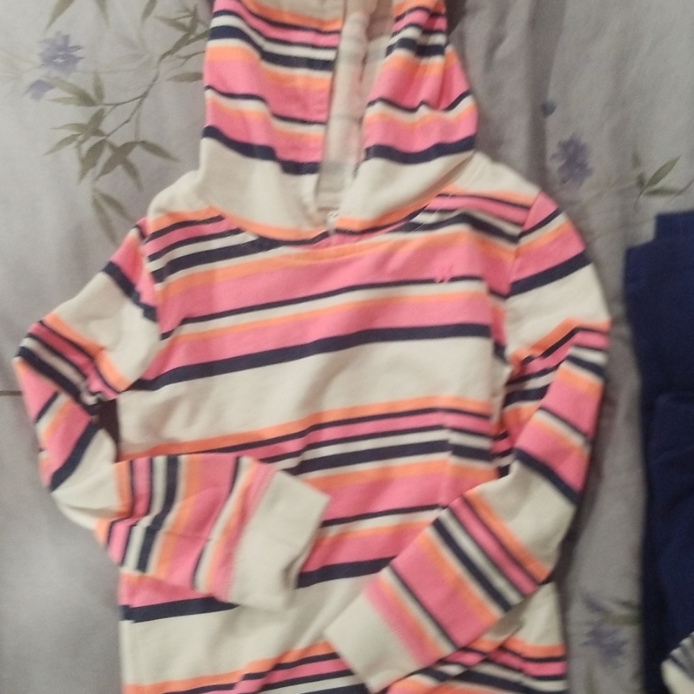 Sweat shirt